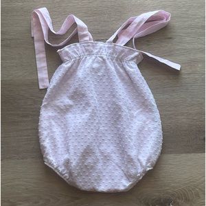 EUC The Beaufort Bonnet Company Romper 0/6m